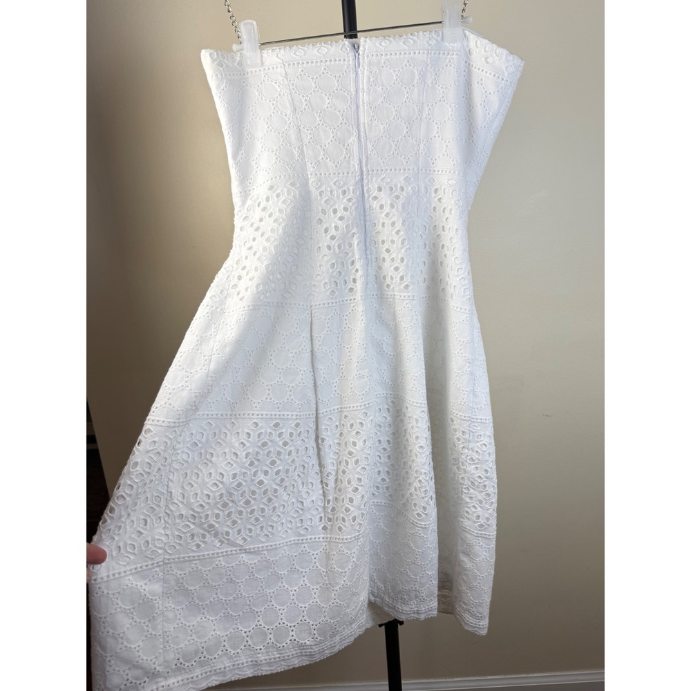 New York & Company Womens White Strapless Dress Eyelet size 0 Summer Resortwear - Picture 8 of 9
